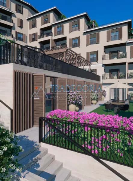 Bečići'de havuzlu komplekste yeni daireler, doğrudan yatırımcıdan