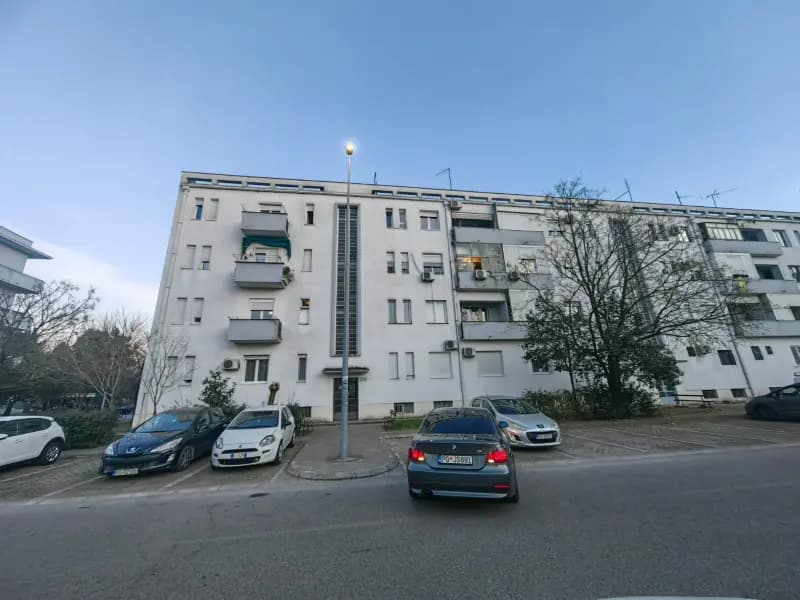 Оренда, двокімнатна квартира, 80м², Подгориця