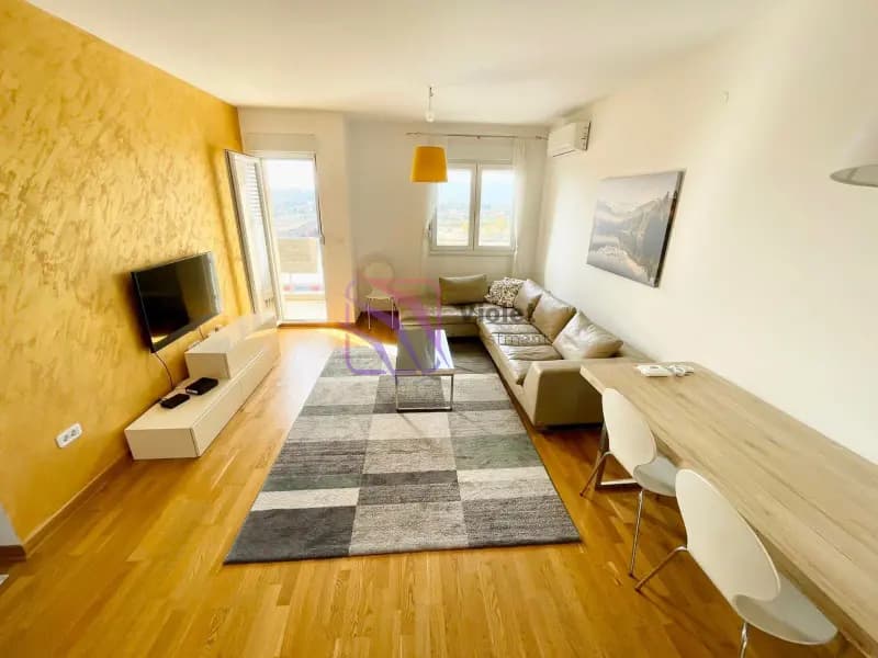Оренда, двокімнатна квартира, 64м², Сіті Кварт, Подгориця