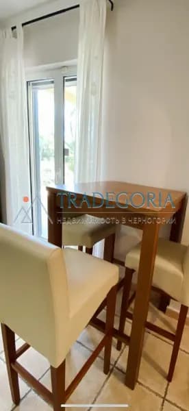 Villa mit schattigen Grünflächen und einem hervorragenden Panoramablick auf die Adria
