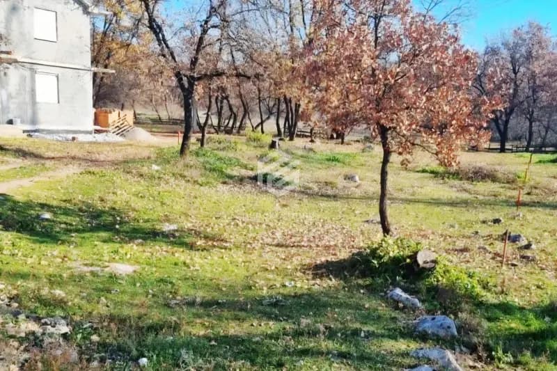 Plot 944m2, Vranići – Podgorica