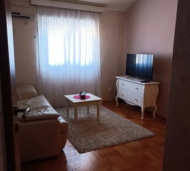 For rent, one-bedroom apartment, 40m², Stari Aerodrom, Podgorica