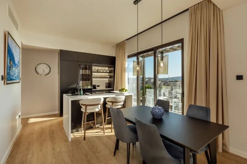 For sale, two-bedroom penthouse, 179m², Porto Montenegro, Tivat