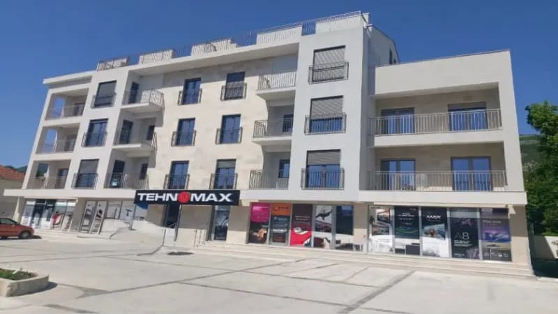 Tivat – şehir merkezinde dubleks daire, Tehnomax