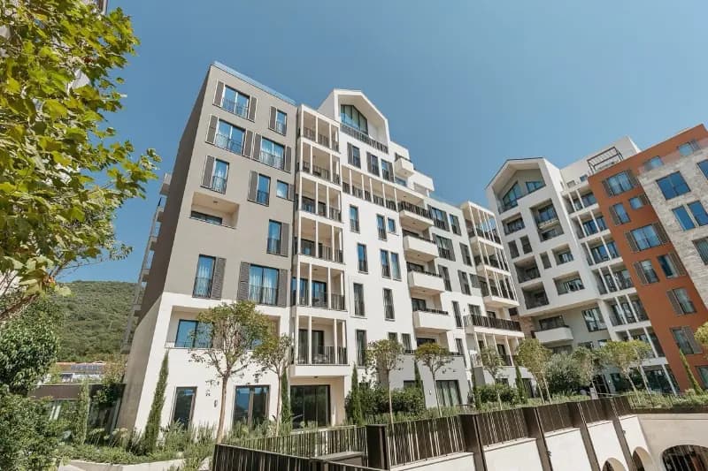Apartment in Porto Montenegro No. 3033