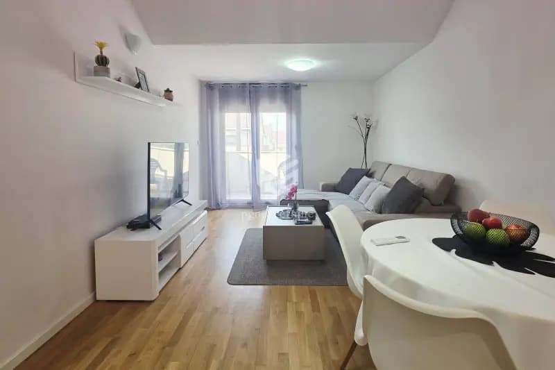 One-bedroom apartment 44m2 + parking, Zabjelo – Podgorica