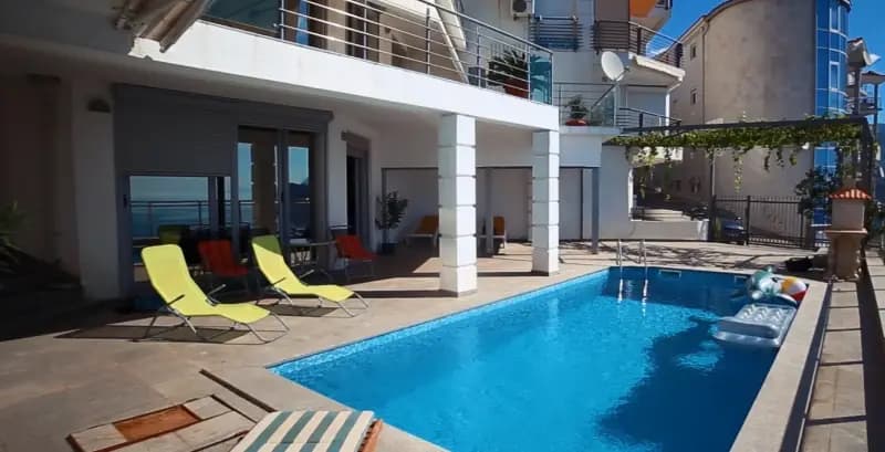 Prodaja, garsonjera, 220m², Gospostina, Budva