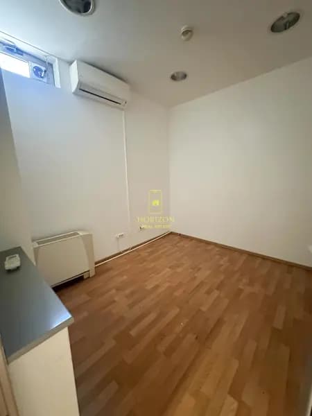 Office space 150m2, Momišići