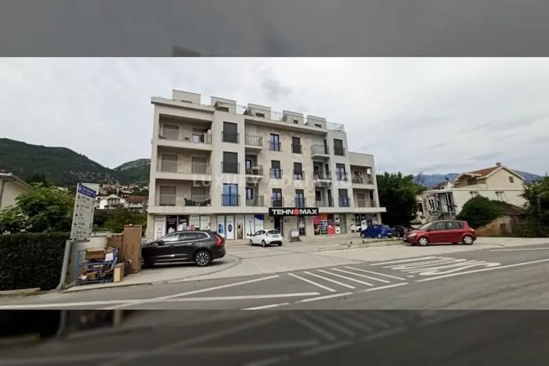 Tivat'ta Stüdyo – Kalimanj, Technomax