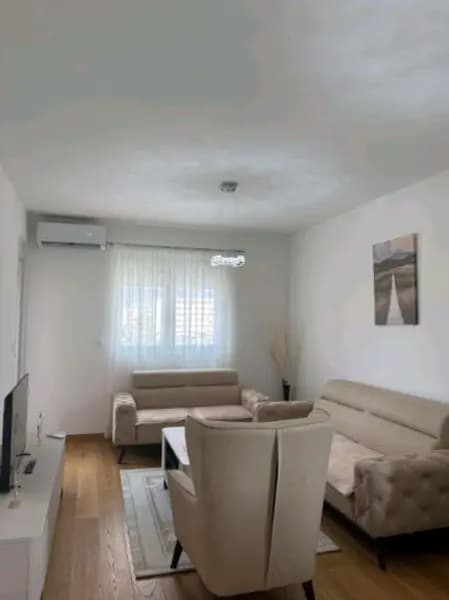 Оренда, двокімнатна квартира, 71м², Сіті Кварт, Подгориця