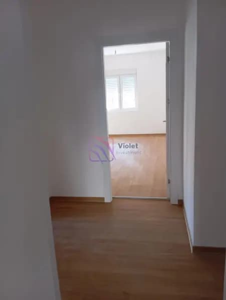 Prodaja, jednosoban stan, 60m², Zabjelo, Podgorica