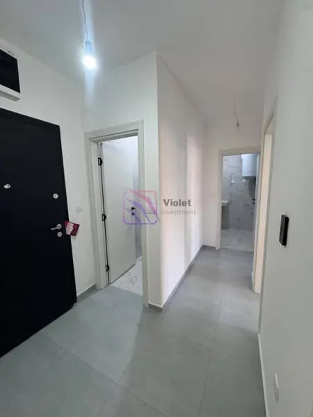 Izdavanje, dvosoban stan, 66m², Stari Aerodrom, Podgorica