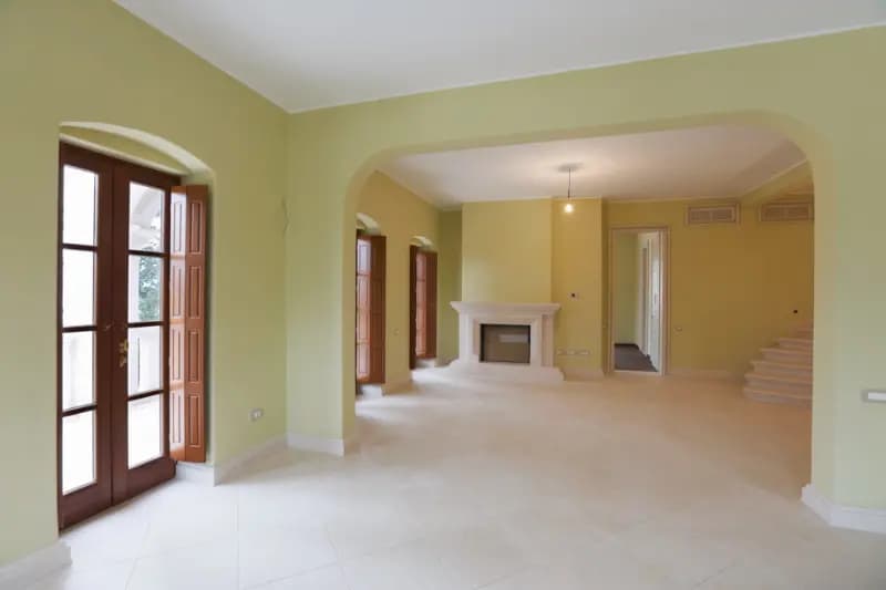 Verkauf, Villa, 550m², Budva