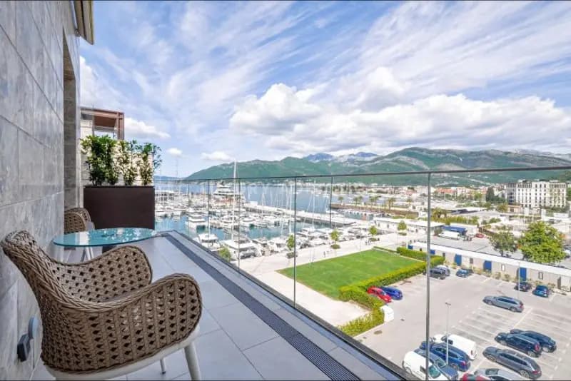 Продаж апартаментів у Regent Pool Club - Baia. Вид