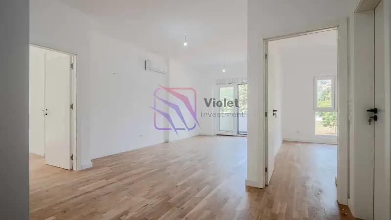Prodaja, 22-soban stan, 67m², Bar