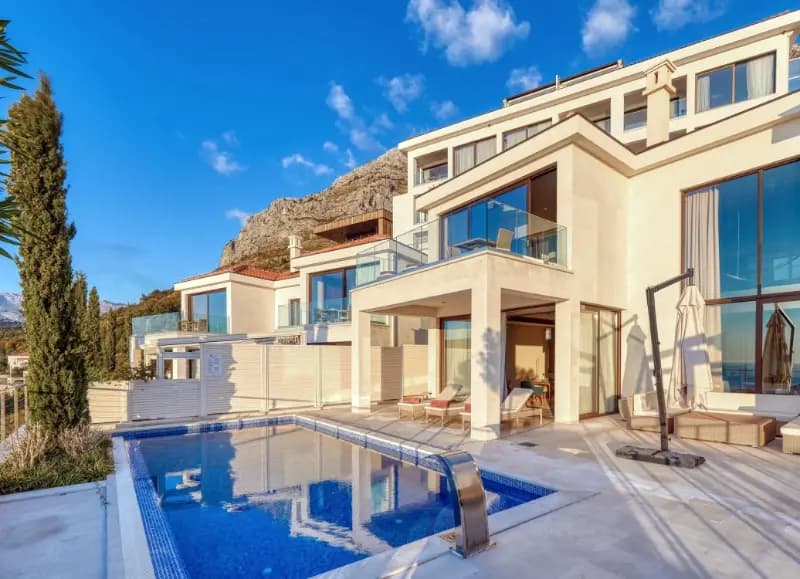 Prodaja, stan, 279m², Radovici, Tivat