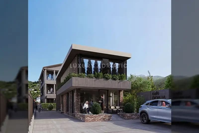 Karlı - Ticari bina - Donja Lastva, Tivat