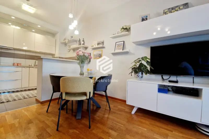 75m2 iki odalı daire + garaj, City kvart – Podgorica