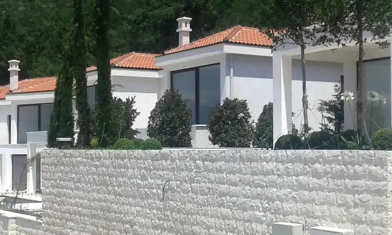 Vila u Reževićima br. 458